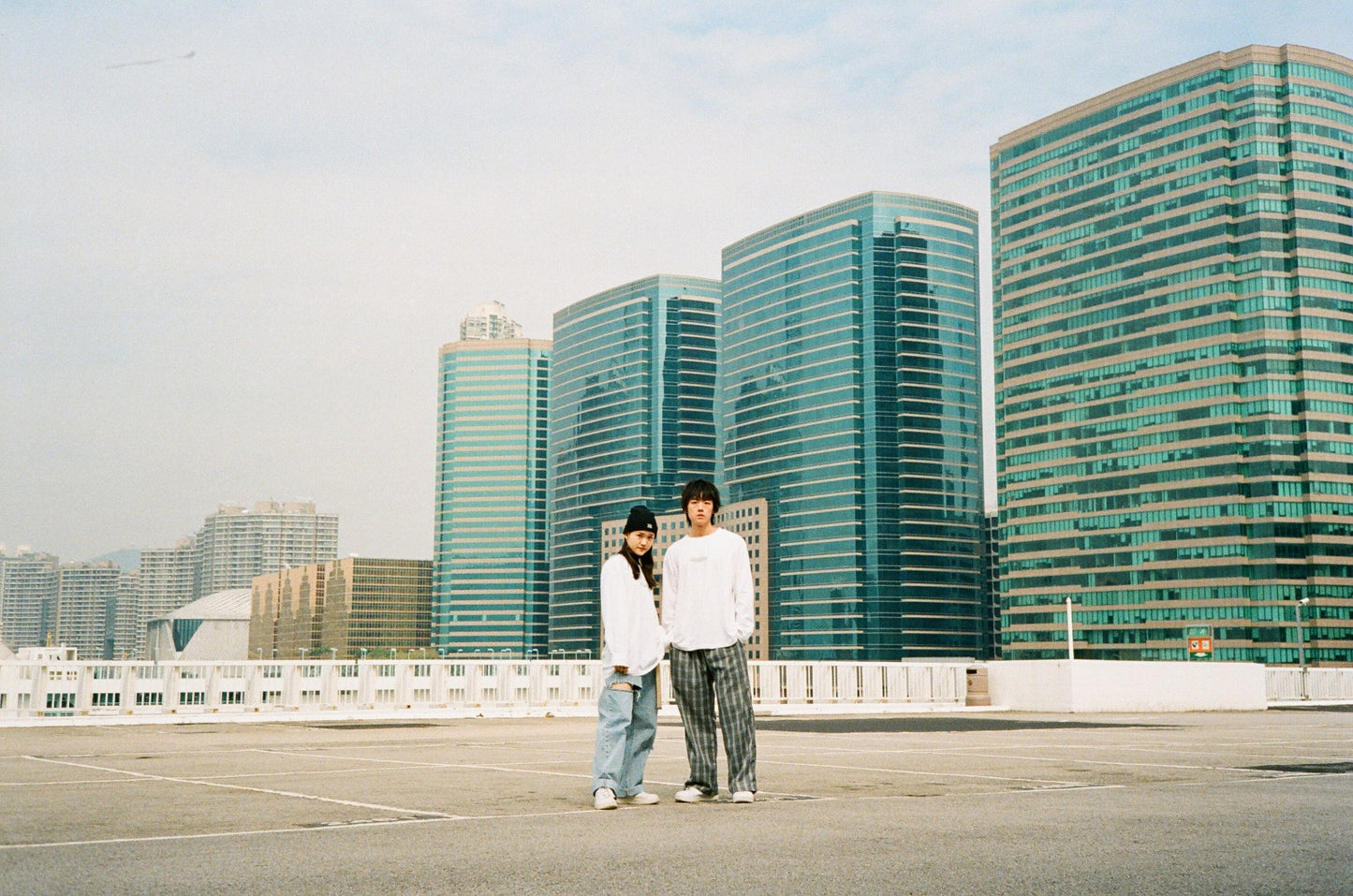 <TEAM NO SLEEP> - White