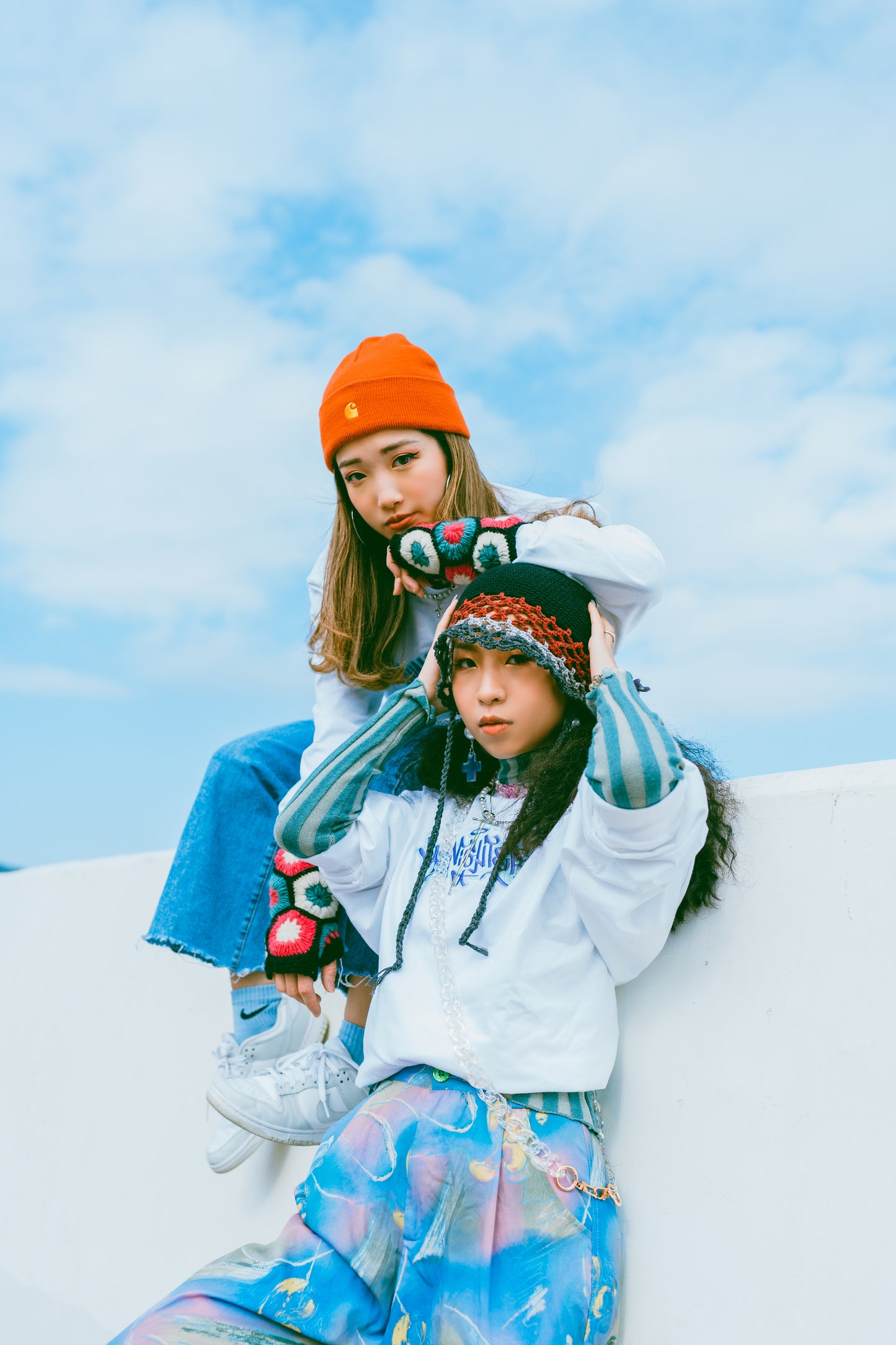 <Party Owl> - White 長袖Sweater
