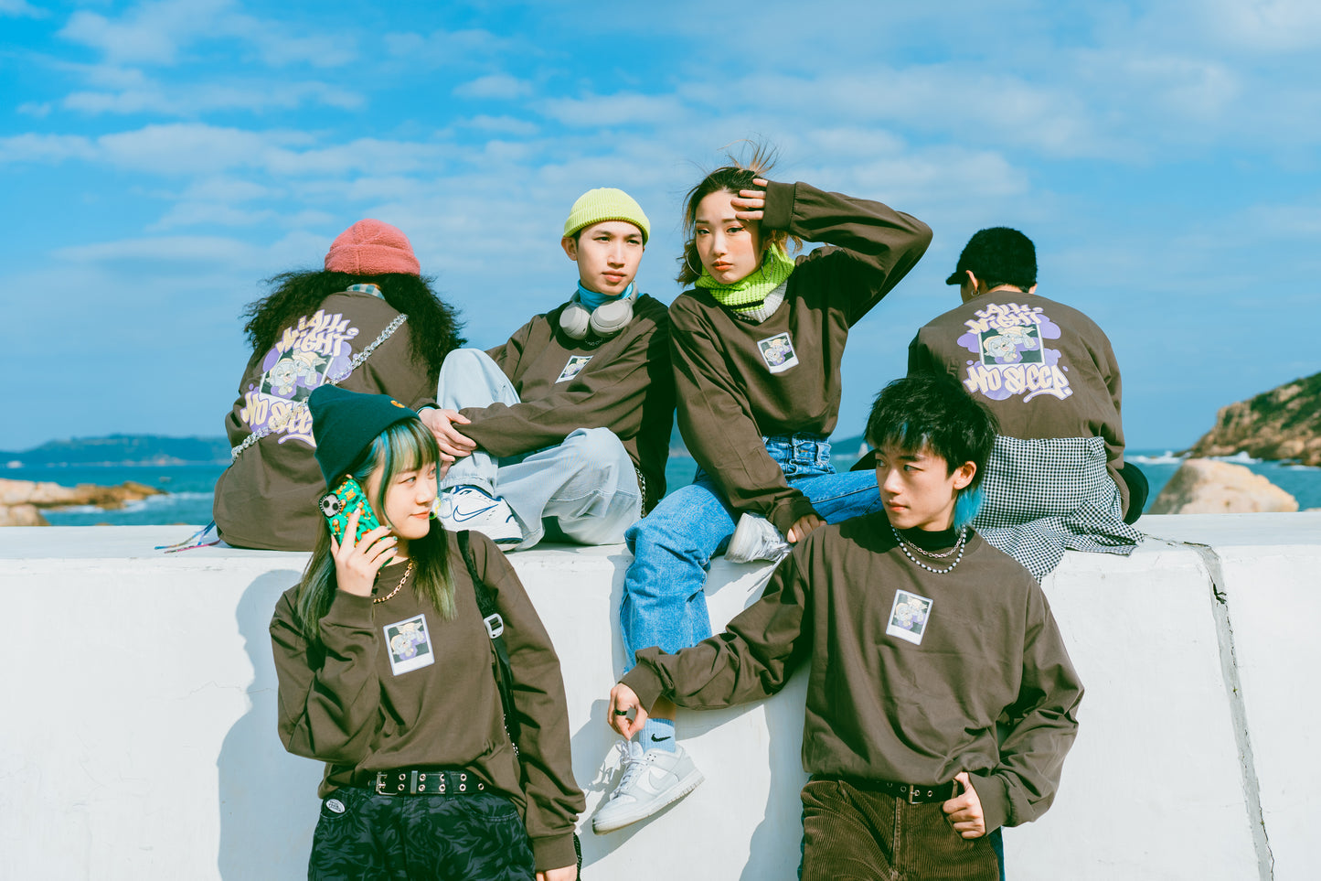 <Party Owl> - Brown 長袖Sweater