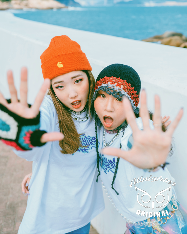 <Party Owl> - White 長袖Sweater