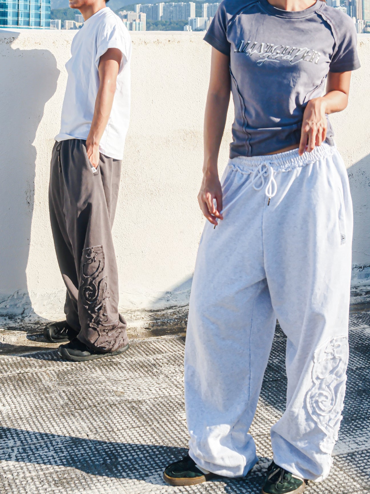 DANCE TO INFINITY SWEATPANTS (CHARCOAL)